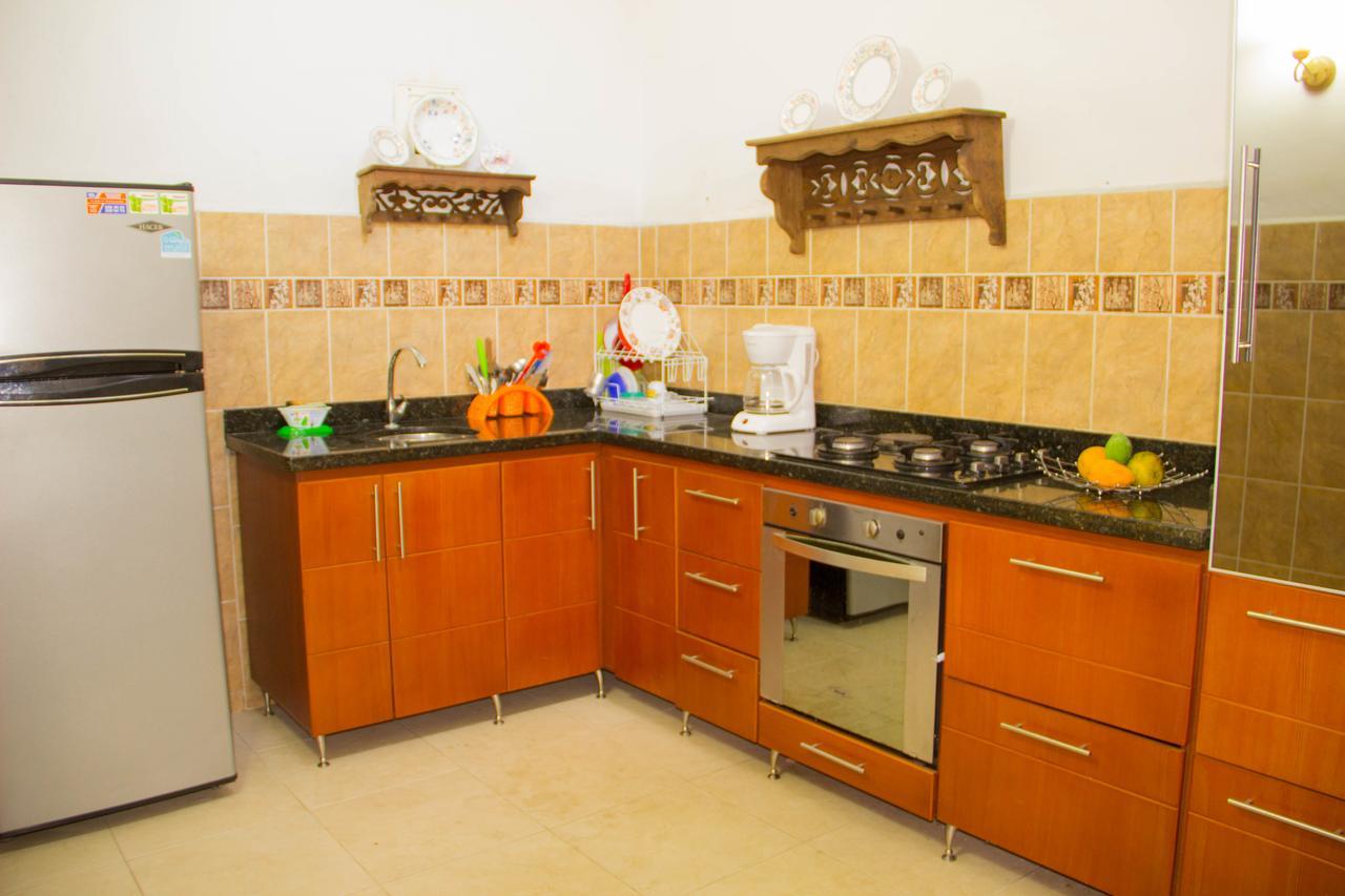 מדיין Raiz Hostel מראה חיצוני תמונה