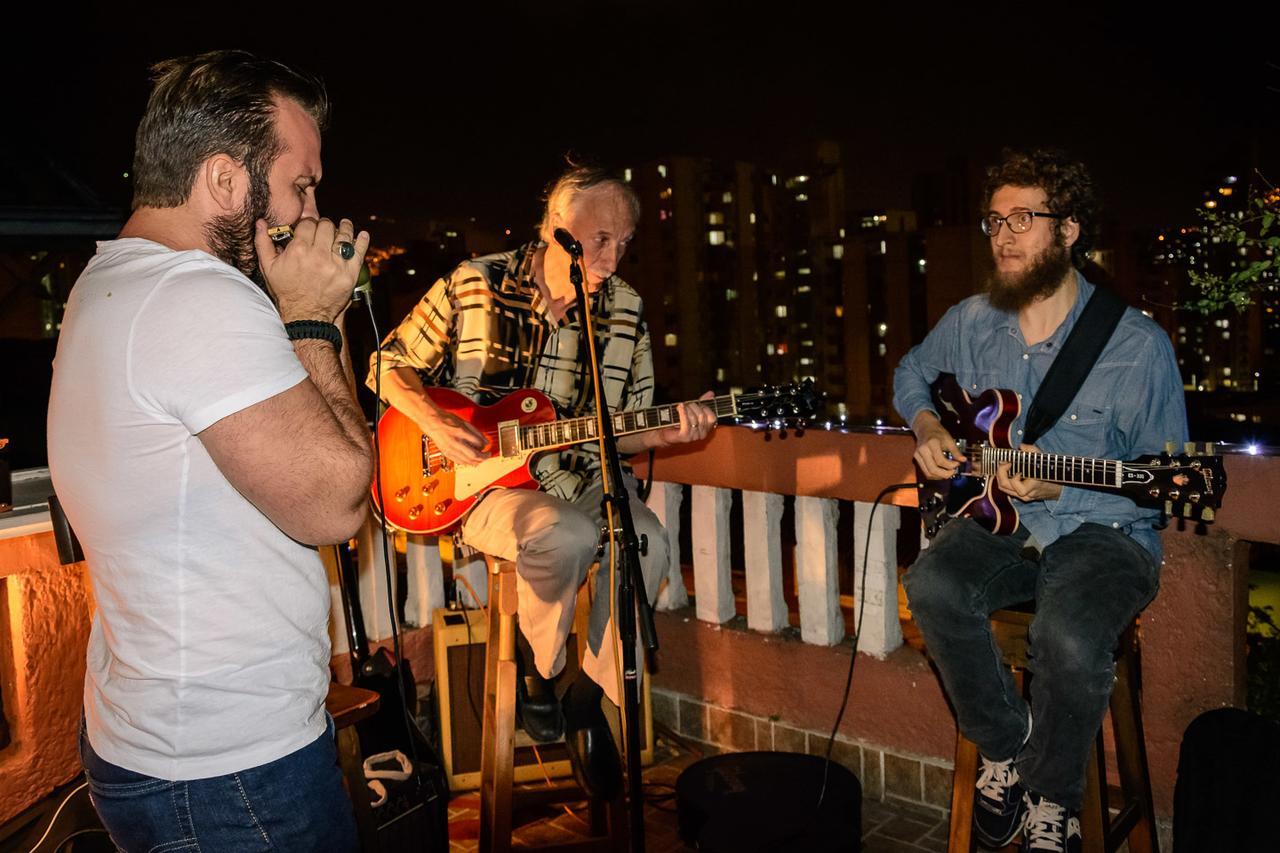 מדיין Raiz Hostel מראה חיצוני תמונה
